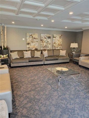 For Lease - 33 Elmhurst Avenue Unit# 405, Toronto, Ontario - Photo 2