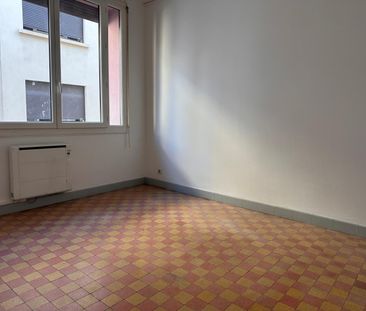 Location appartement Marseille 1er (13001) - Photo 3