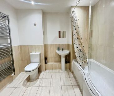 1 bedroom Flat To Let - Photo 6