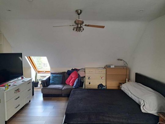 1 bedroom in a house share to rent - Photo 1