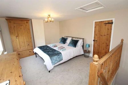 St. Johns Street, Beck Row, IP28 - Photo 3