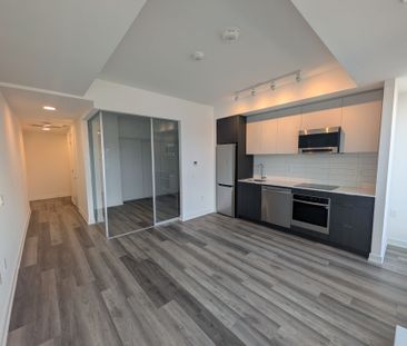For Lease - 6 Chartwell Road Unit# 301, Toronto, Ontario - Photo 1