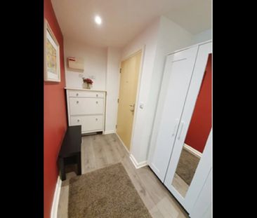 1 Bed Flat, St George Wharf, SW8 - Photo 4