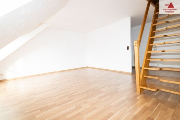 Gemütliche 4-Raum-Wohnung im Dachgeschoss im schönen Wohngebiet von Annaberg! - Photo 1