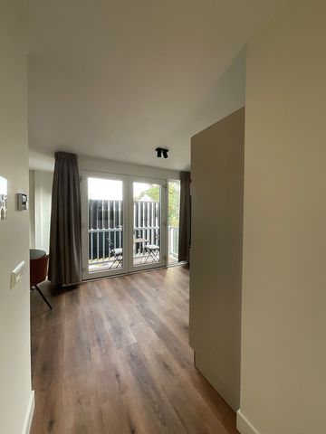 West-Peterstraat - Foto 2