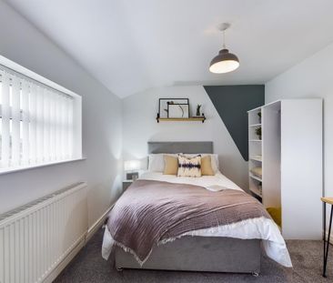 4 bedroom flat to rent - Photo 6