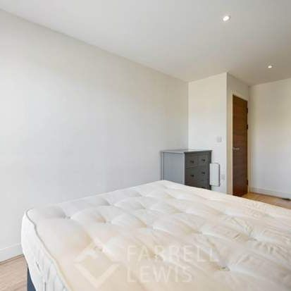 1 bedroom property to rent in London - Photo 1