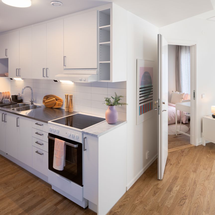 Klaksviksgatan, Kista - Photo 1