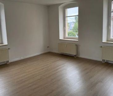Zentrale Lage- Wohnung im 1. Obergeschoss - Photo 1