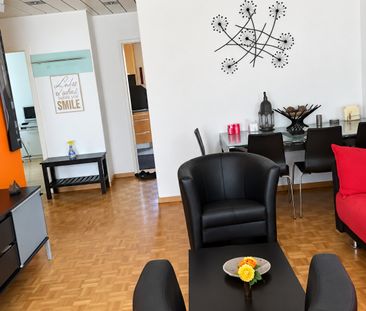 ⭐Charming Furnished 3.5-Room Apartment with Balcony in Opfikon - Photo 4