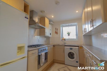 2 bedroom apartment to rent - Photo 4