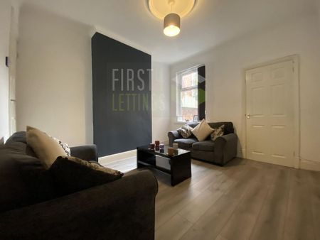 3 bedroom terraced house to rent - Photo 2