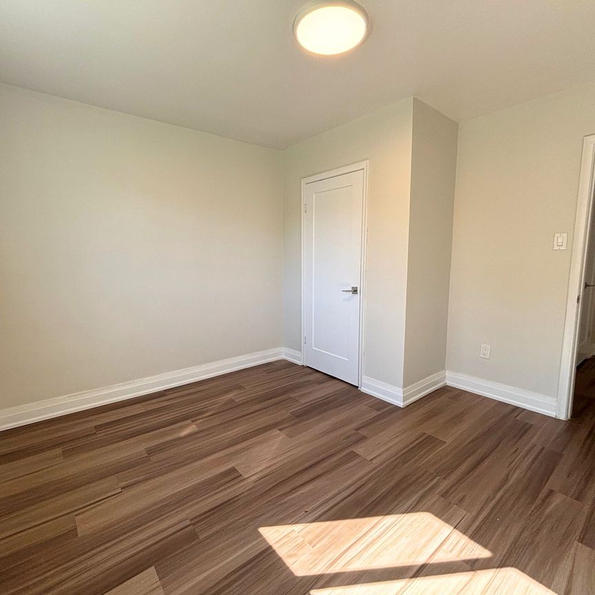 For Lease - 280 Lorne Avenue, Kitchener, Ontario - Photo 1