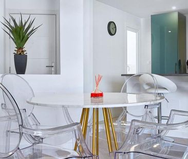 2 bedroom luxury Flat for rent in Nueva Andalucia, Andalusia - Photo 2