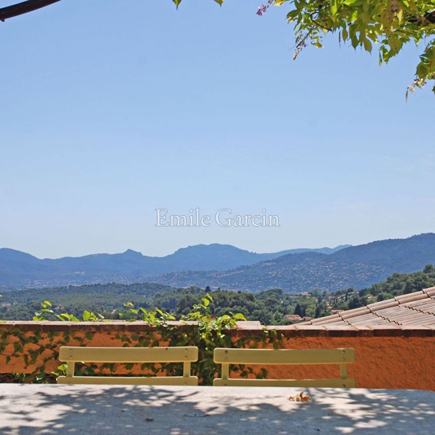 Maison provençale située à Mougins, piscine, à louer - Photo 1