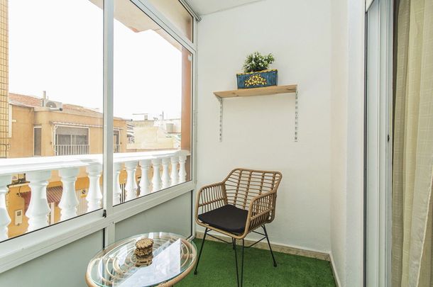 Planta baja de alquiler en Calle San Emigdio, 8, El Molino - Photo 1