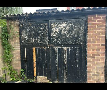 1 Bed Maisonette, Hamilton Avenue, IG6 - Photo 6