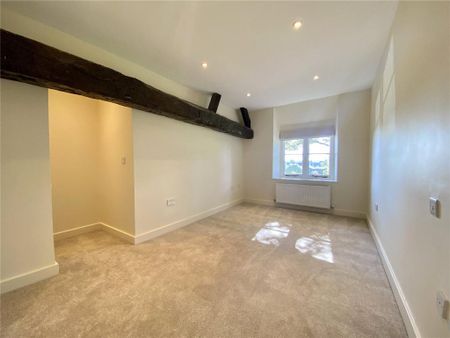 4 bedroom detached house to rent - Photo 5