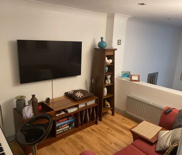 Room in a Shared House, Grosvenor House Mews, M8 - Photo 2