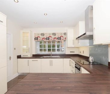 17 Broomhill Manor, Off Stranmillis Road, BT9 5HG - Photo 3