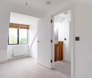 Lansdown Court - Photo 3