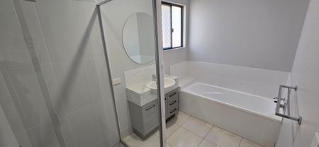 NEAR NEW 4 BEDROOM HOME IN TOLGA - Photo 5