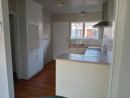 Flat In Riccarton Available - Photo 4