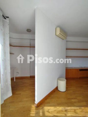 Apartamento en alquiler en Avenida de Juan Carlos I, cerca de Calle de Don Alfonso Palazón Clemares - Photo 2