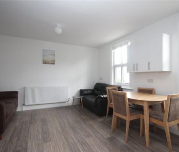 Bickersteth Road, London, SW17 9SH - Photo 3