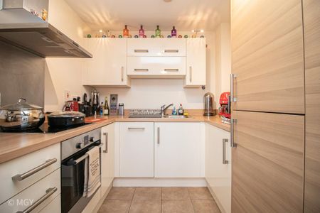 1 bedroom apartment to rent - Photo 5