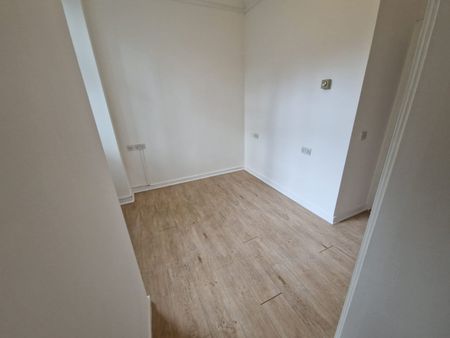 1 Bed Flat, Godfrey Road, M6 - Photo 4