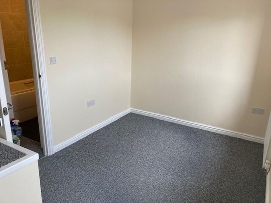 Ferrous Way, Lincoln, North Hykeham - Photo 1