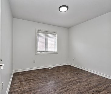 For Lease - 4227 Cole Crescent, Burlington, Ontario - Photo 6