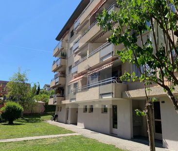 APARTMENT NEAR ALL AMENITIES WITH BALCONY AND CHIMNEY - Photo 5