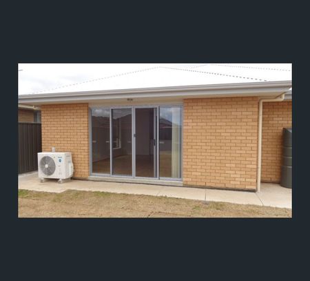 8 McEwen Road, Evanston Gardens, SA 5116 - Photo 3