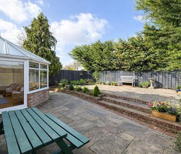 4 bedroom detached house to rent - Photo 5