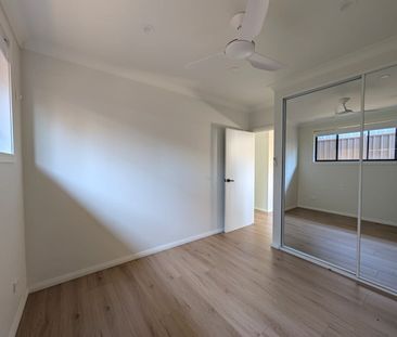 Modern & Spacious 3-Bedroom Granny Flat in Convenient St Clair Loca... - Photo 1