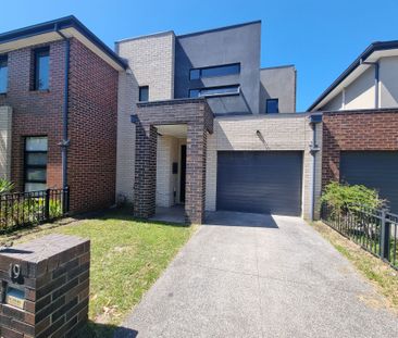 3 Bedroom Townhouse Walk to Westall Station - Photo 6