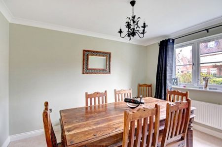 6 bedroom detached house to rent - Photo 4