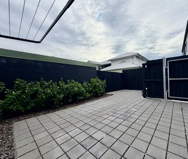 11B Inglis St, Phillipstown - Photo 6