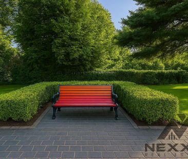 Full Lake View | Rare Layout | Well Maintained - Photo 5