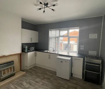 3 Bedroom House to Rent - Derbyshire Lane, Sheffield, S8 - Photo 6