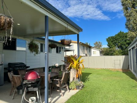 Convenient Location! - Photo 5