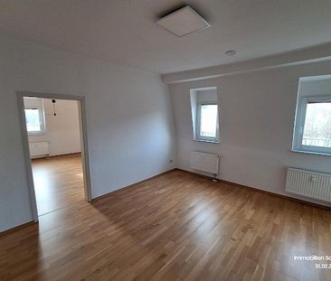 Helle 2 Zimmer Wohnung mit Einbauküche - Photo 1