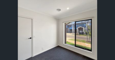 🏡 Brand New 4-Bedroom House in Thornhill Park - Photo 5