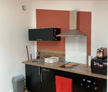 Location Appartement 1 pièce 16m² - Photo 2