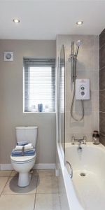 3 bedroom semi-detached house to rent - Photo 3