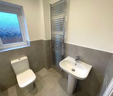 4 bedroom property to rent - Photo 3