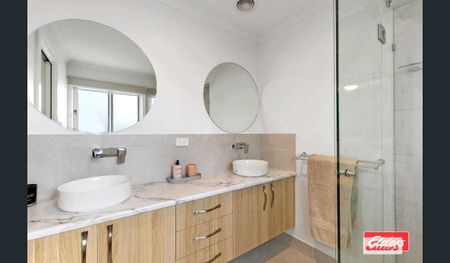 SILVERWOODS ESTATE - Photo 5