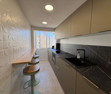 Carrer de Rodrigo de Pertegás, Valencia, Valencian Community 46023 - Photo 3